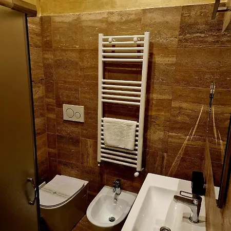 Jadore Monic 4* Rome