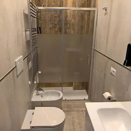 Jadore Monic Pensión Roma