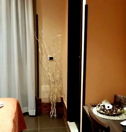 Jadore Monic Pensión Roma