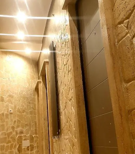 Jadore Monic 4* Roma