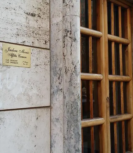 Casa de hóspedes Jadore Monic